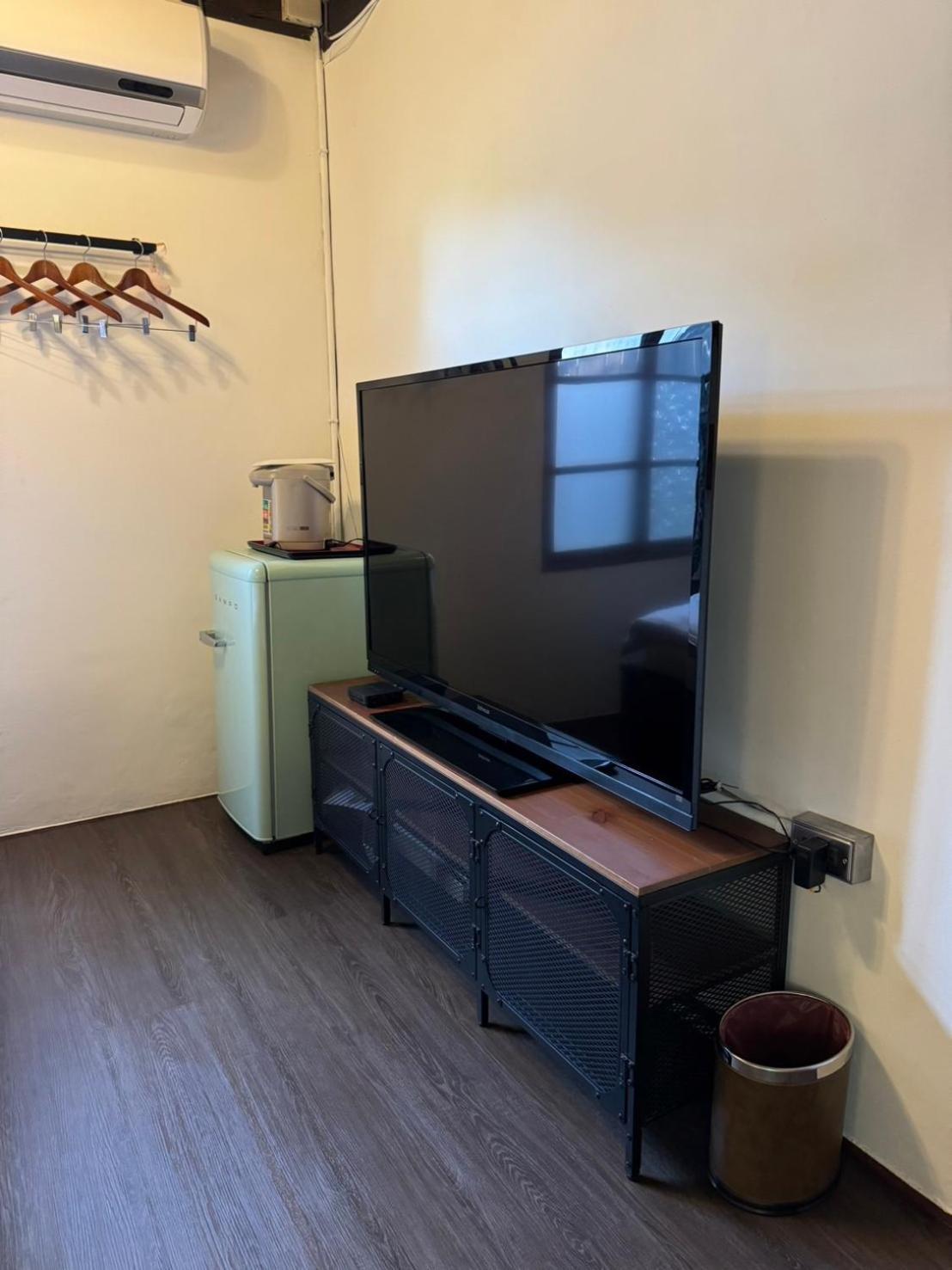 Naval Bureaucracy Apartment Каосюн Екстериор снимка